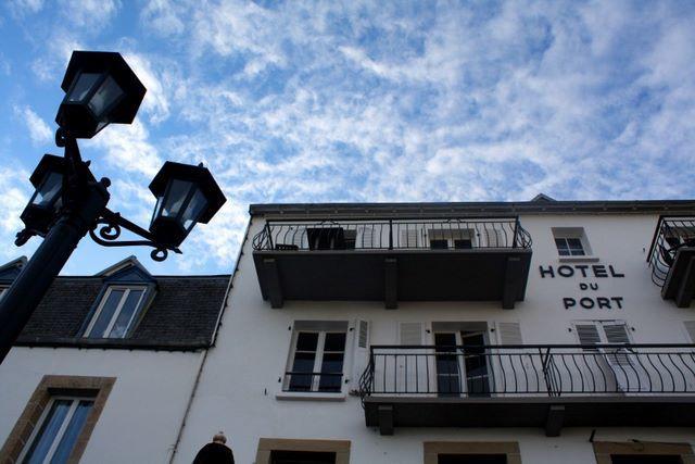 Hotel Du Port Локирк Экстерьер фото